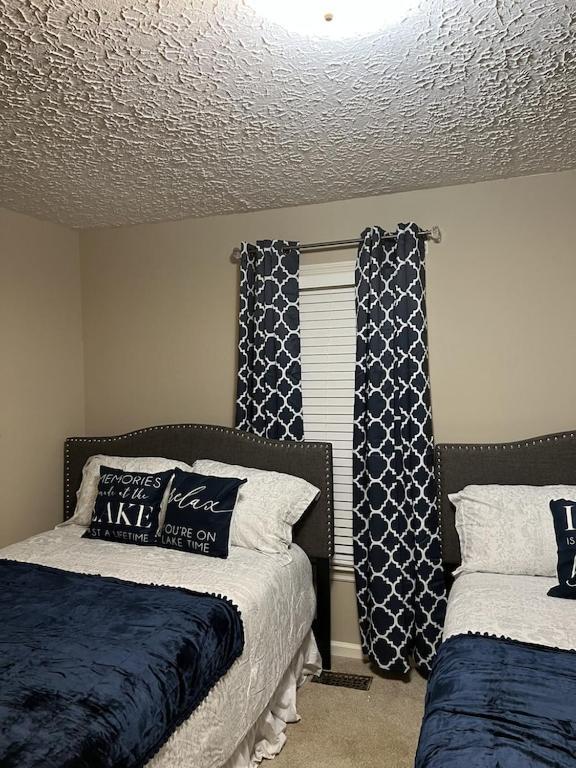 Luxury Lakefront Property Milledgeville Buitenkant foto